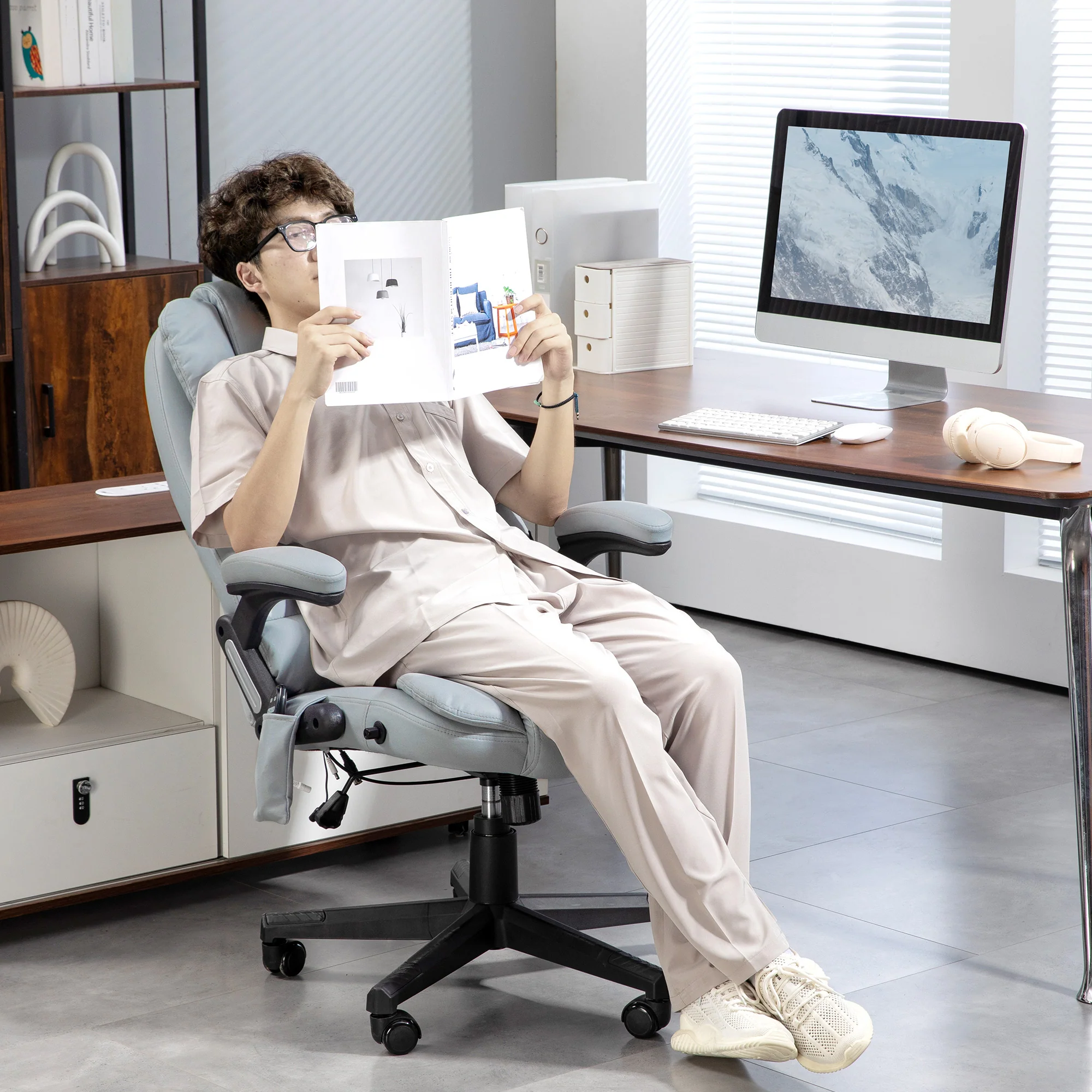 6 Point Vibrating Massage Office Chair with Heat, Microfiber Massage Desk Chair with Reclining Backrest, Light Gray - Image 3